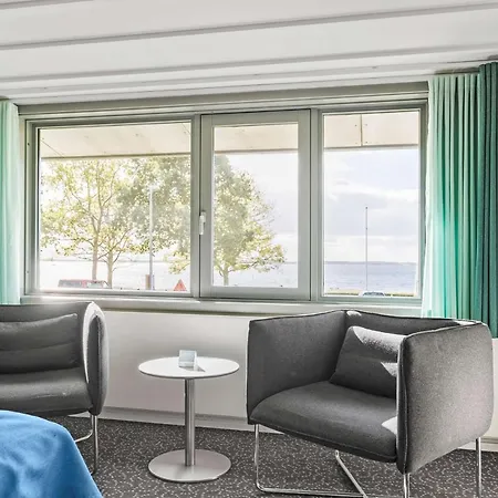 卡姆维尔克桑德堡酒店 酒店 Sønderborg