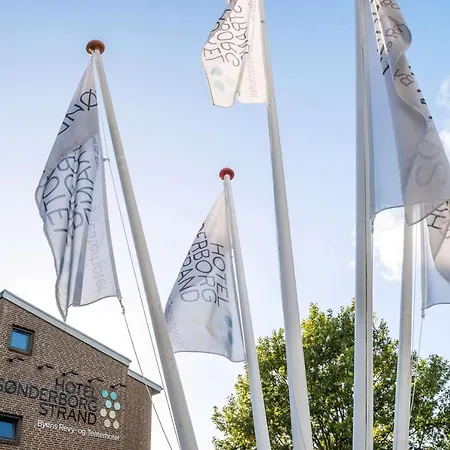 فندق Hotel Sonderborg Strand 4*