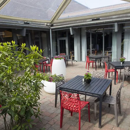 卡姆维尔克桑德堡酒店 4* Sønderborg