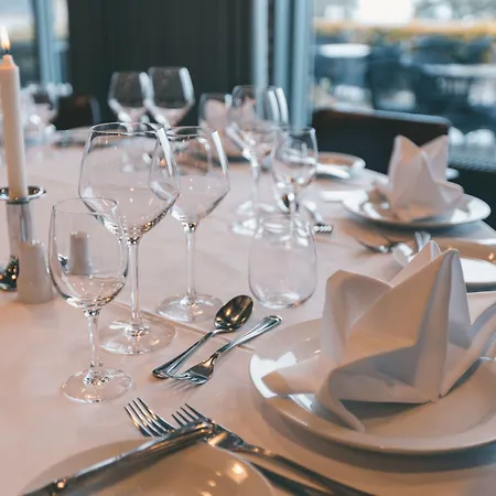 Hotel Sonderborg Strand فندق 4*