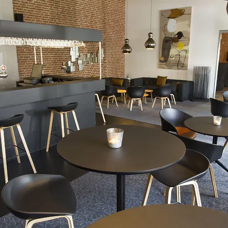 卡姆维尔克桑德堡酒店 酒店