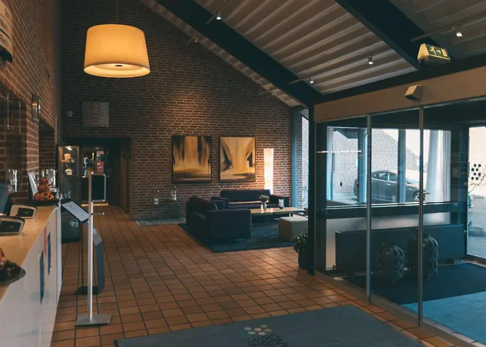 Hotel Sonderborg Strand Hotel 4*