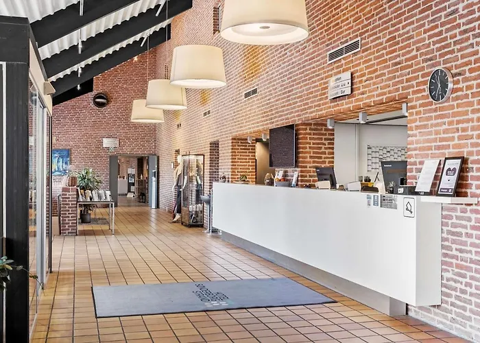 Hotel Sonderborg Strand Hotel 4*